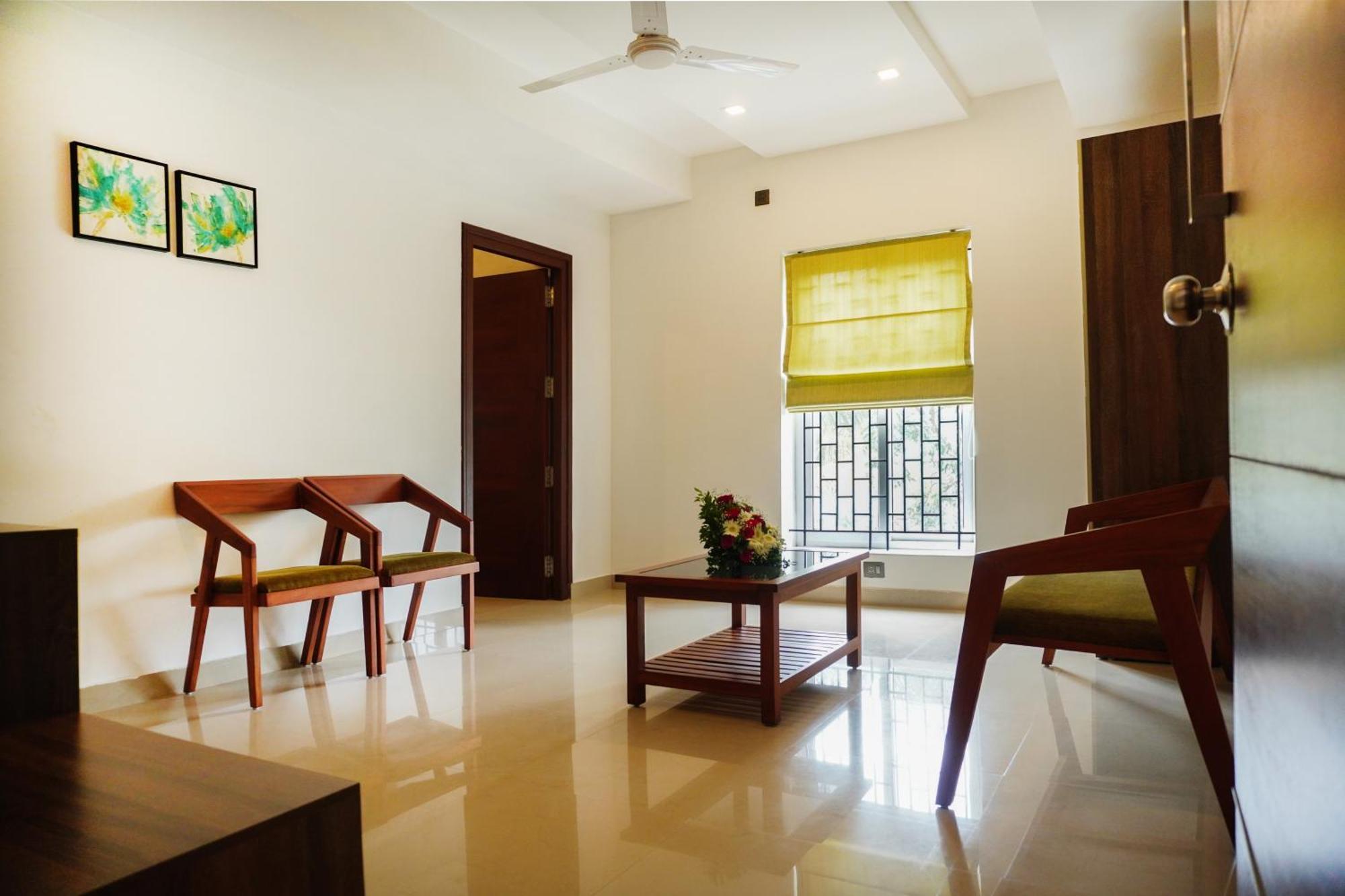 Treebo Trend Sreepathi Mayoogha Guruvayur Bagian luar foto